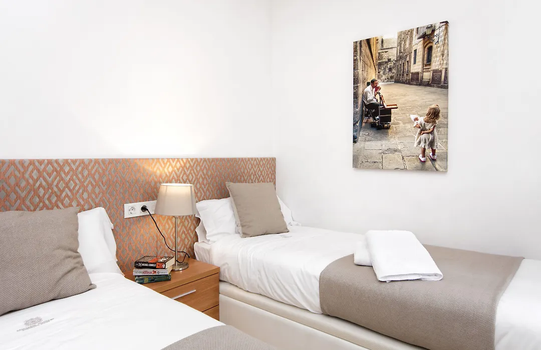 Eixample Building Apartments By Mercedes Heritage-1